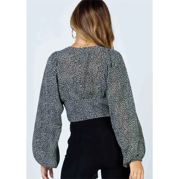 NWT Princess Polly NEW MOOD TOP BLACK - Picture 2 of 5